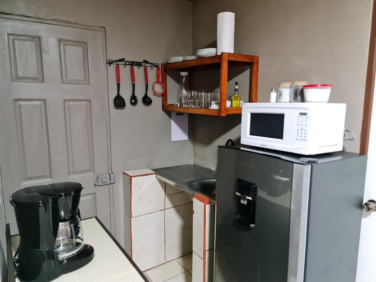 Cabinas Guayabon #3, Ac, La Fortuna Volcan Arenal Екстериор снимка