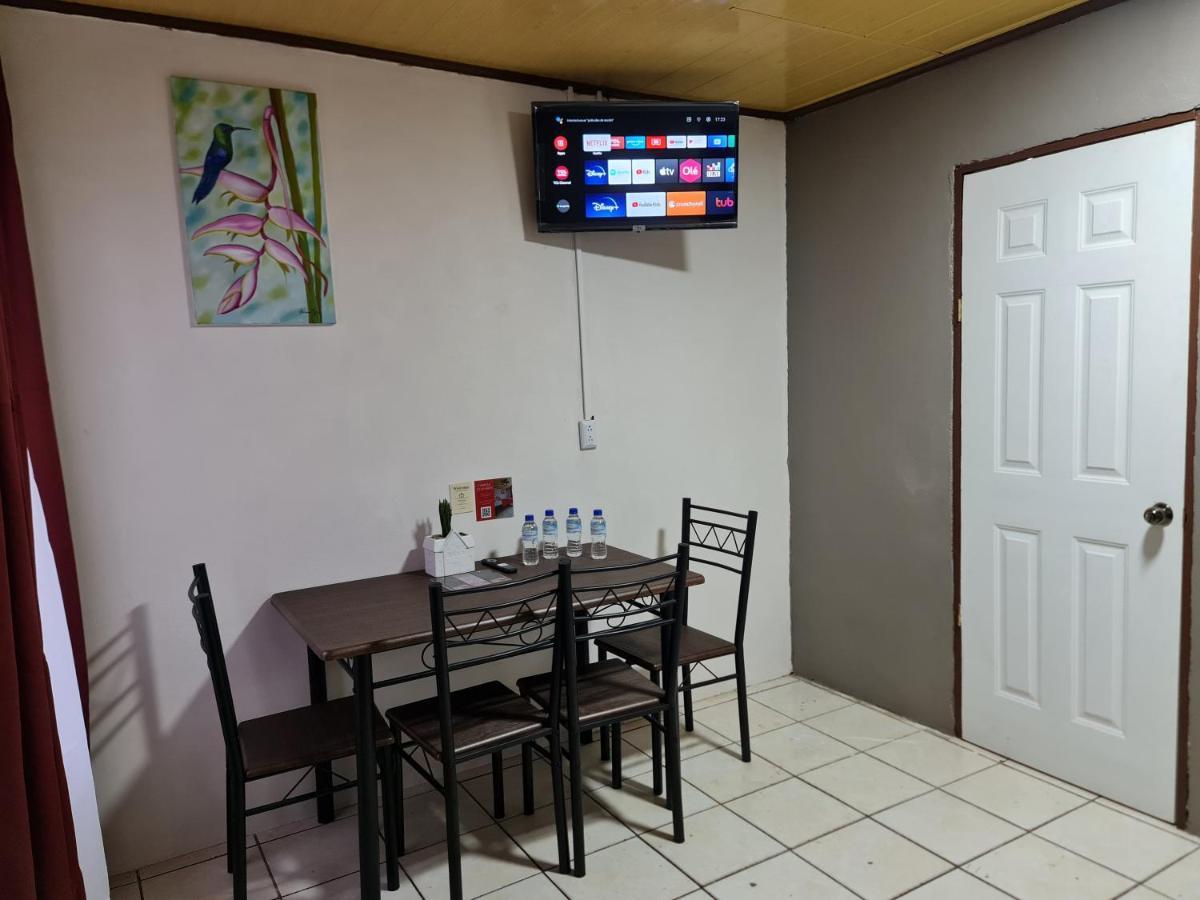 Cabinas Guayabon #3, Ac, La Fortuna Volcan Arenal Екстериор снимка