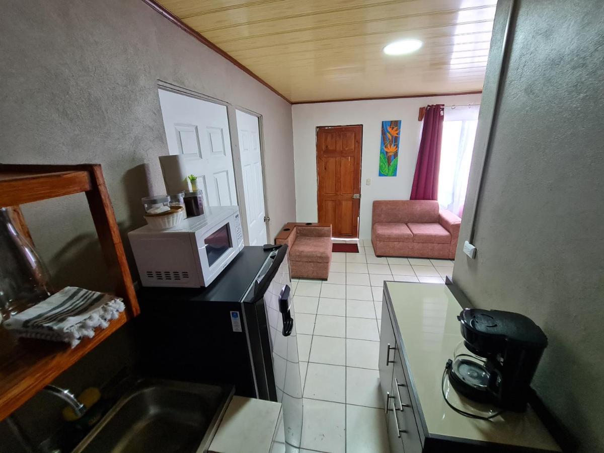 Cabinas Guayabon #3, Ac, La Fortuna Volcan Arenal Екстериор снимка