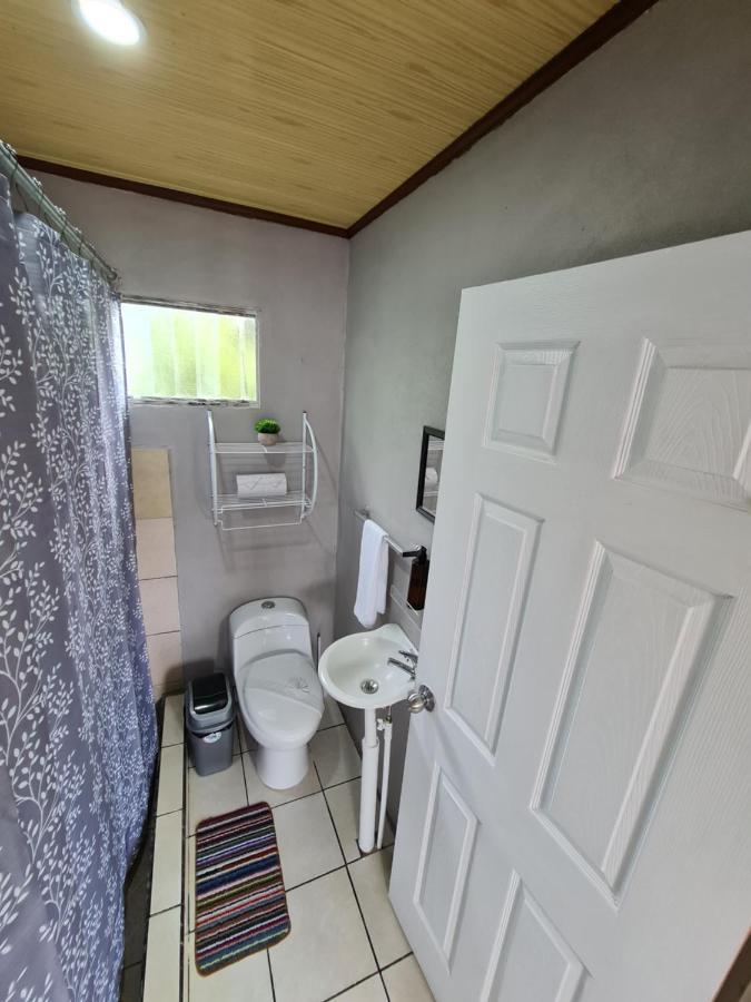 Cabinas Guayabon #3, Ac, La Fortuna Volcan Arenal Екстериор снимка