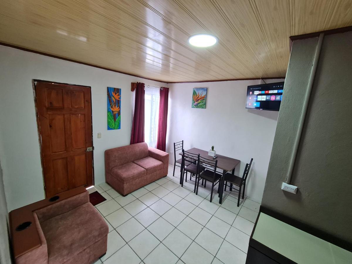 Cabinas Guayabon #3, Ac, La Fortuna Volcan Arenal Екстериор снимка